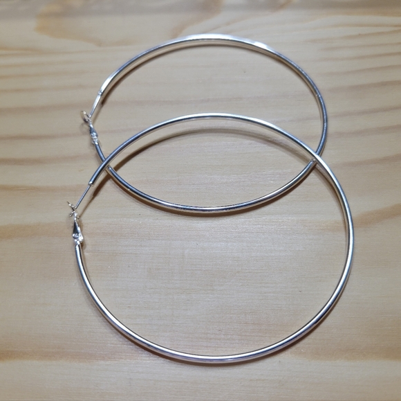 3" Thin Silver Hoops NEW - Picture 5 of 8